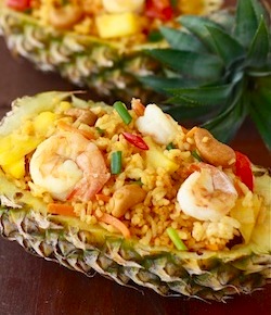 thai recipe for fried rice in a pineapple shell