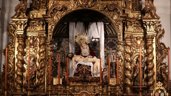 Los titulares de los Servitas de Sevilla regresan a la capilla Los titulares de los Servitas de Sevilla regresan a la capilla