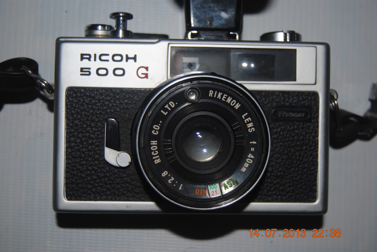 2nd ICON: Kamera Jadul RICOH 500 G