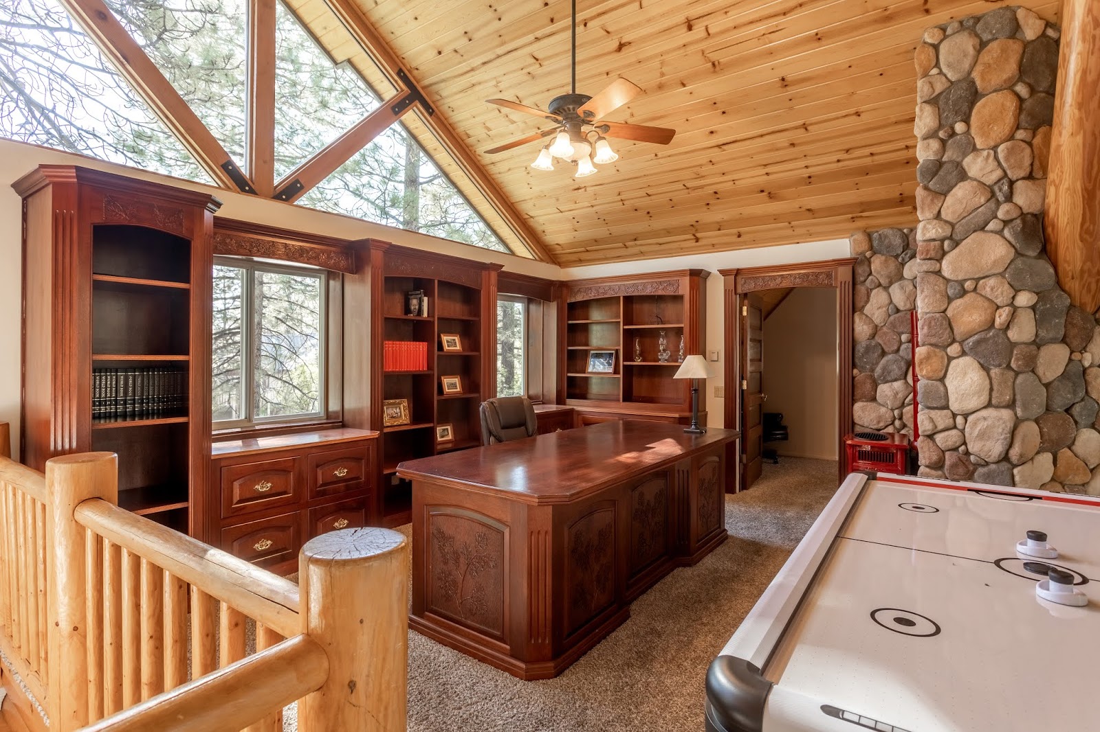 Log Cabin in Big Bear Lake for Sale
