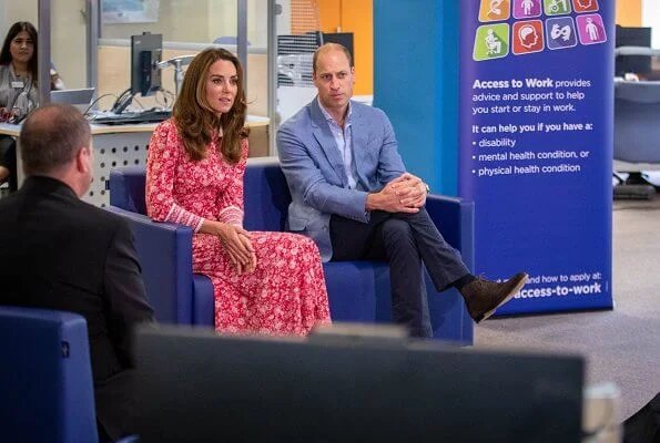 Kate Middleton wore Beulah London Calla floral shirt dress and Ralph Lauren Celia pumps, Kate a new gold pyramid charm earrings from Missoma