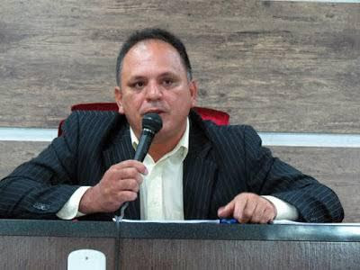 Alto do Rodrigues: Com mais de 580 casos confirmados de Covid, prefeito Nixon Baracho baixa decreto proibindo caminhadas, passeatas, comícios e carreatas