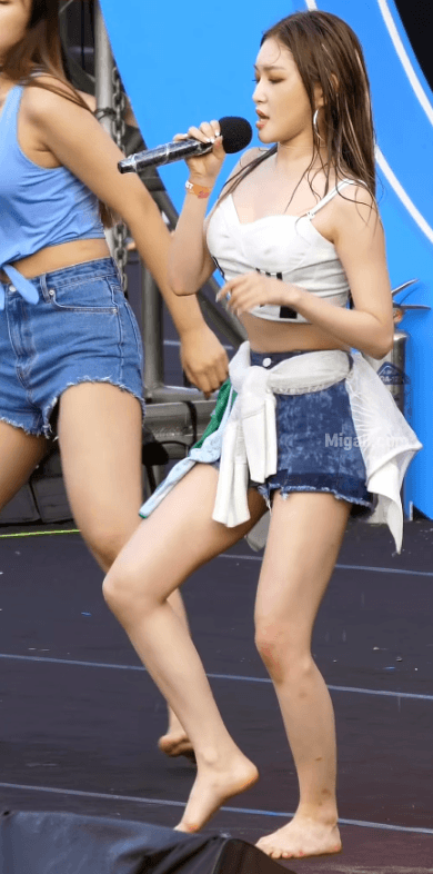 물에 젖은 청하....