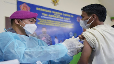 Santri Ponpes Suryalaya Mendapat  Serbuan Vaksin TNI AL ,Guna Herd Immunity