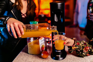 sparkling water maker