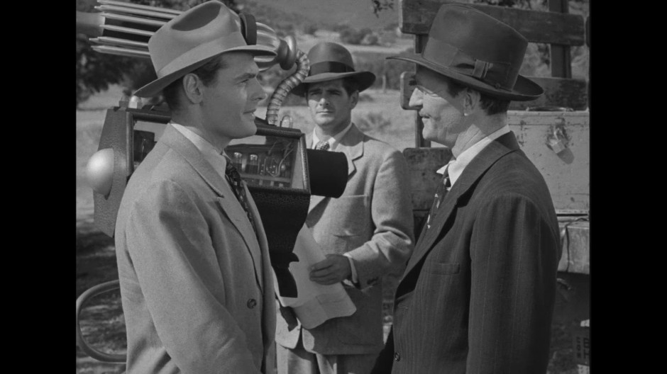 O HOMEM DO DISCO VOADOR / MISTÉRIO DO DISCO VOADOR (DUAL ÁUDIO/1080P) - 1950 FLYING DISC MAN FROM MARS - 1950 FormatFactory09