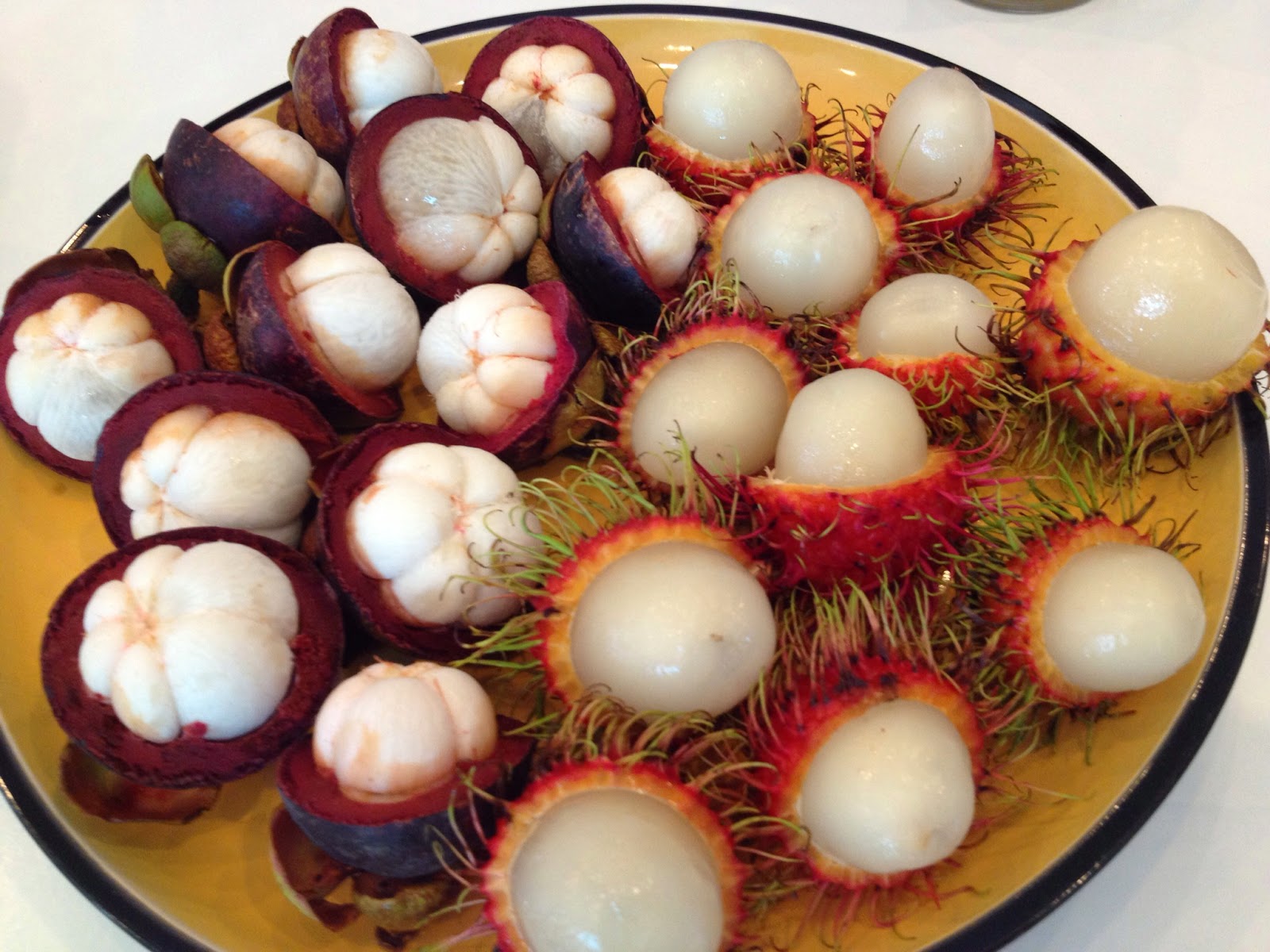 Bangkok - This is what mangosteen and rambutan look like when they're peeled