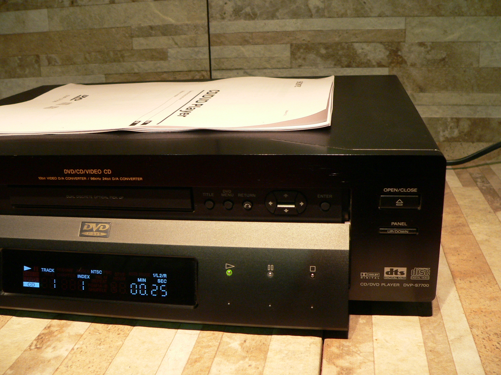sudistribuidor audio hifi and hiend DVD PLAYER CD SONY DVP7700 HI