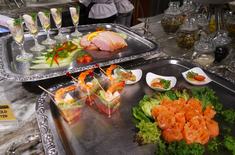 kontiki bbq buffet dinner a treats for mom and dad 2016 at the their speciality is the cylinder bbq station which are served by the chef at the outdoor so you can eat comfortably inside the restaurant