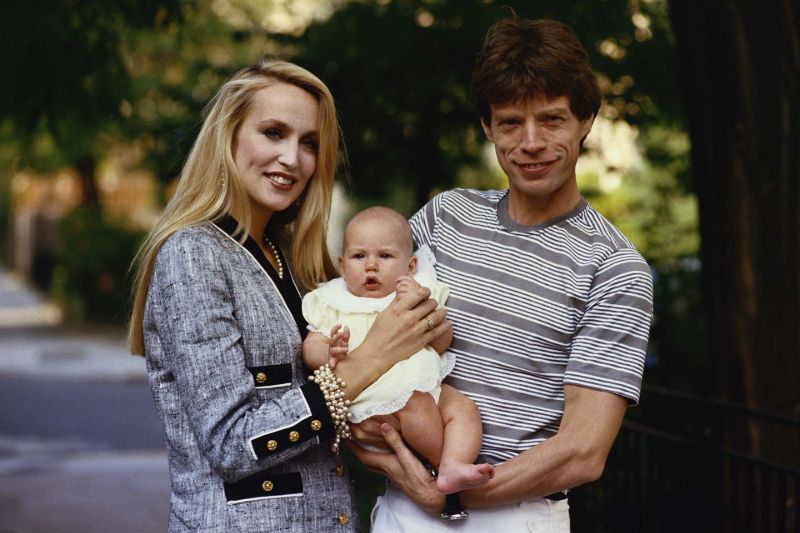 22 Beautiful Photos of Jerry Hall and Mick Jagger With Their Children