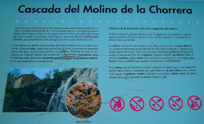 Panel informativo de la cascada del Molino de la Chorrera, en el nacimiento del río Júcar/Xuquer. Autor: Miguel Alejandro Castillo Moya