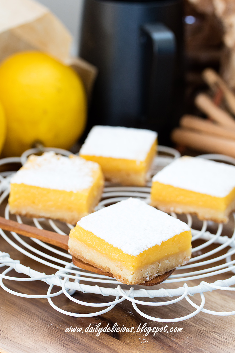 dailydelicious Lemon Bars