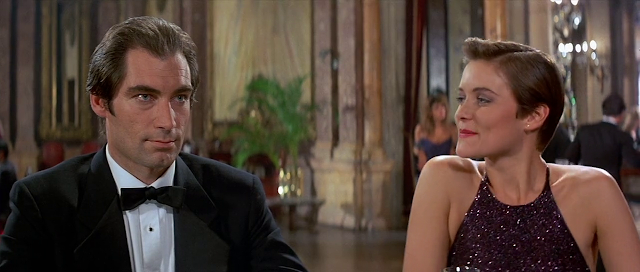 Licence to Kill 1989 Dual Audio Hindi 720p BluRay Licence to Kill 1989 Dual Audio Hindi 720p BluRay