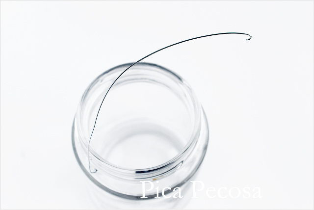 tutorial-hacer-regalo-companeros-colegio-cumpleanos-planta-en-bote-cristal-con-asa-alambre-diy-paso-tres