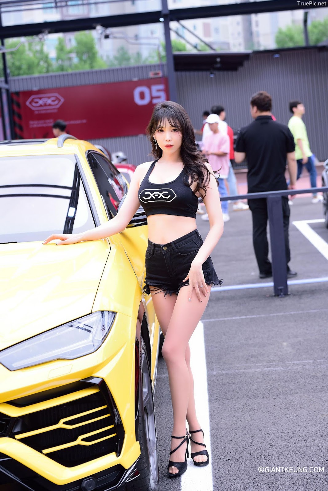 Korean Racing Model - Lee Eun Hye (이은혜) - JAJ Charity Motor Show 2019 - Picture 1