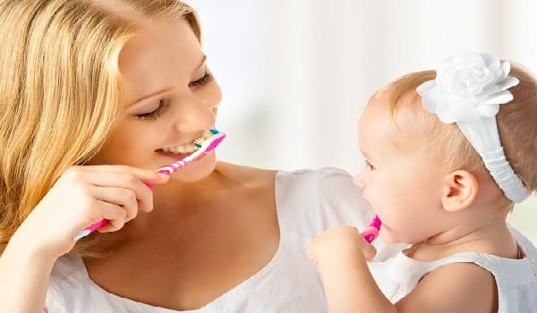 Begini Cara Perawatan Gigi dan Mencegah Gigi Berlubang Pada Anak