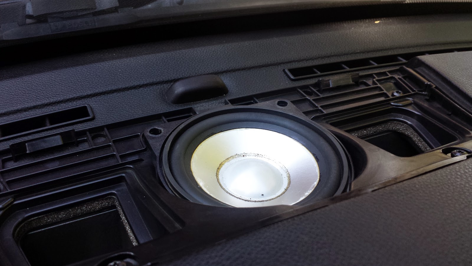 to my Blog, BMW stories and more. Chime speaker broken, (Fix)