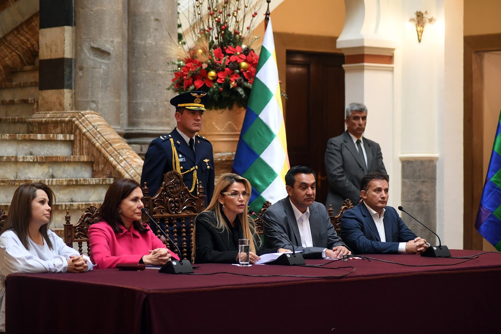 El Gobierno boliviano actúa ante las irregularidades en delegaciones diplomáticas aliadas al MAS / ABI