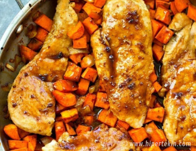 CHICKEN BREASTS WITH SWEET POTATO HASH