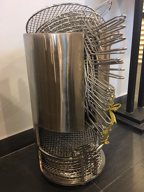 Vỉ Nướng Inox Tròn Tay Cầm cho lẩu nướng không khói Hàn Quốc Vỉ Nướng Inox Tròn Tay Cầm cho lẩu nướng không khói Hàn Quốc