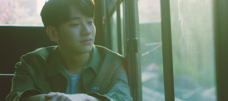 오늘자 세상 혼자 사는 비주얼인 수지 | 인스티즈