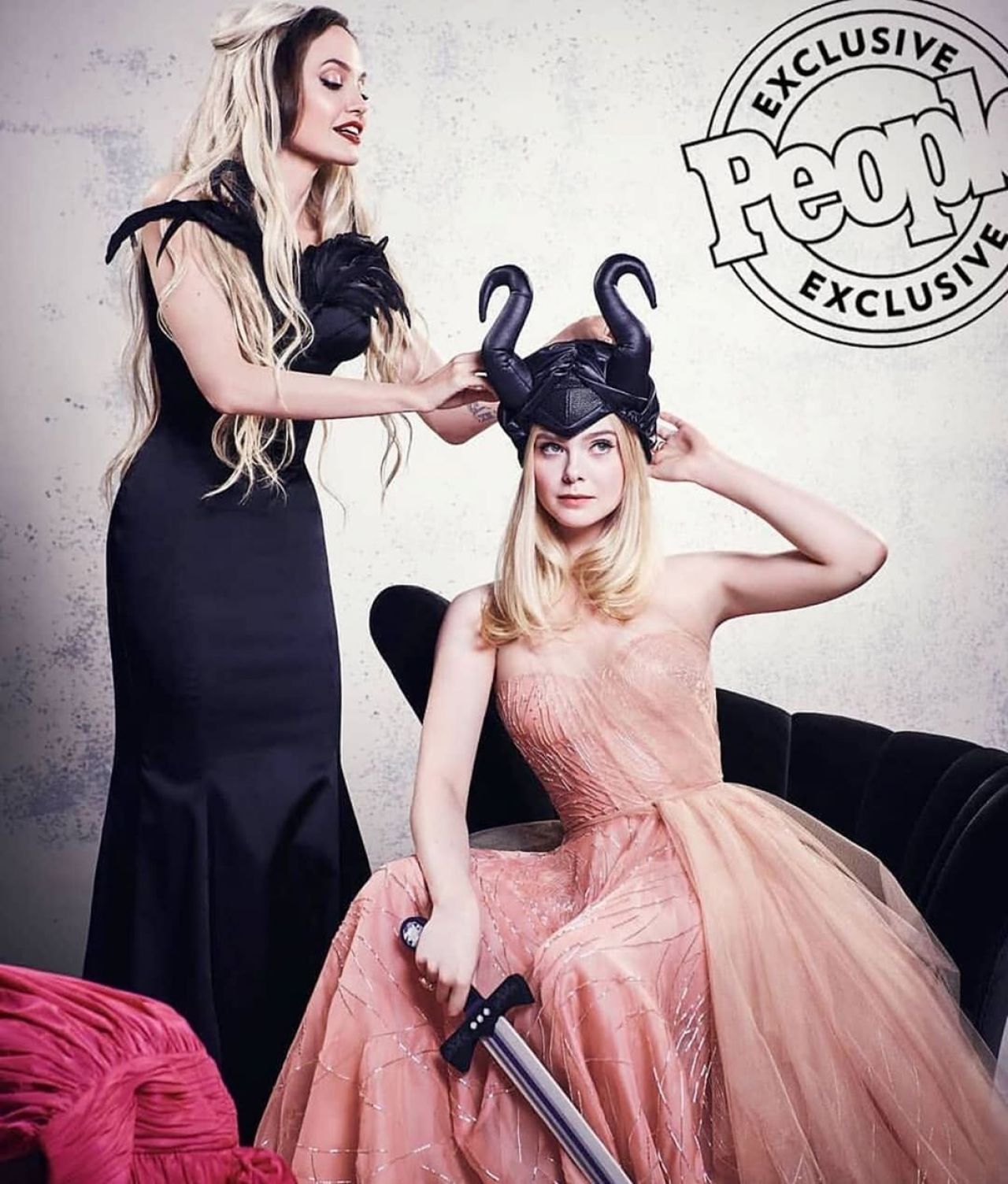 labels angelina jolie elle fanning share