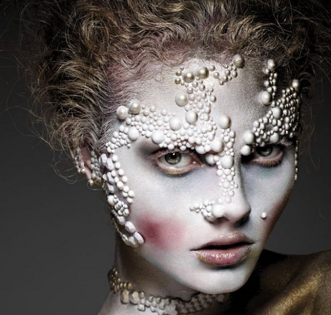 8 Konsep Make Up Paling Terindah dan Menakjubkan di Dunia Asyik Seru