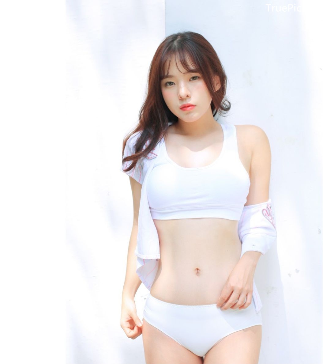 Image-Korean-Lingerie-Queen-Haneul-Model-Black-And-White-Fitness-Set-TruePic.net- Picture-11