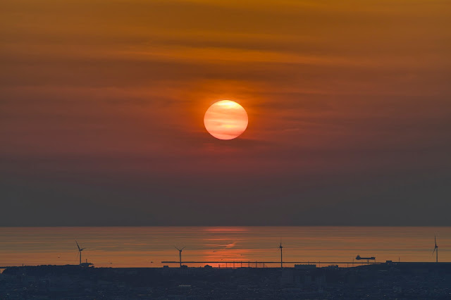 朧陽 / A hazy sunset