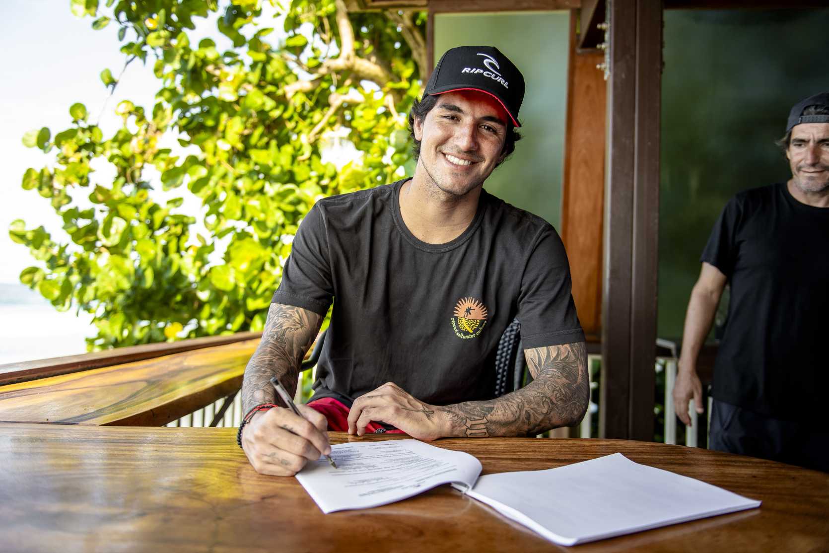 Gabriel Medina Signs New 5 Year Deal With Rip Curl