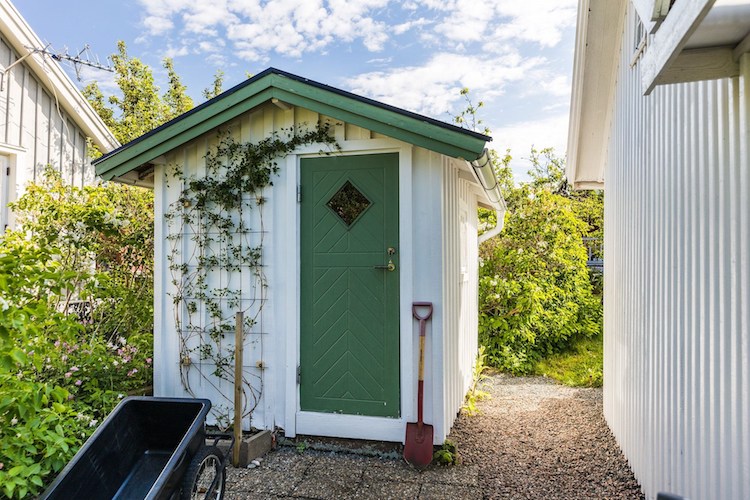 Incredibly cozy wooden cottage in the woods by Zara Home