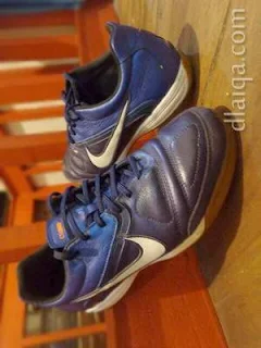 sepatu futsal