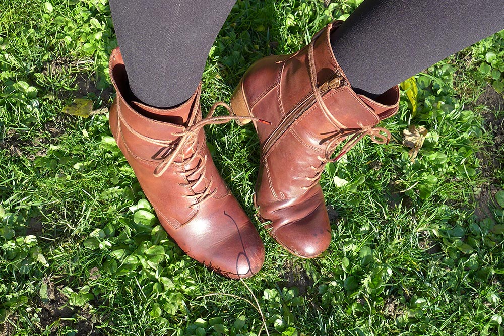 kickers swiratan marron