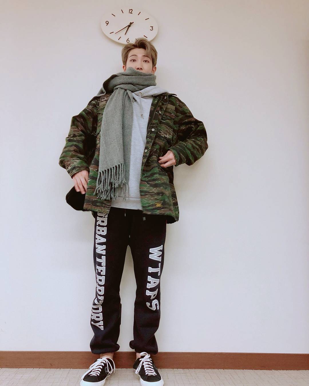 25037566_356154688191431_375607791687460