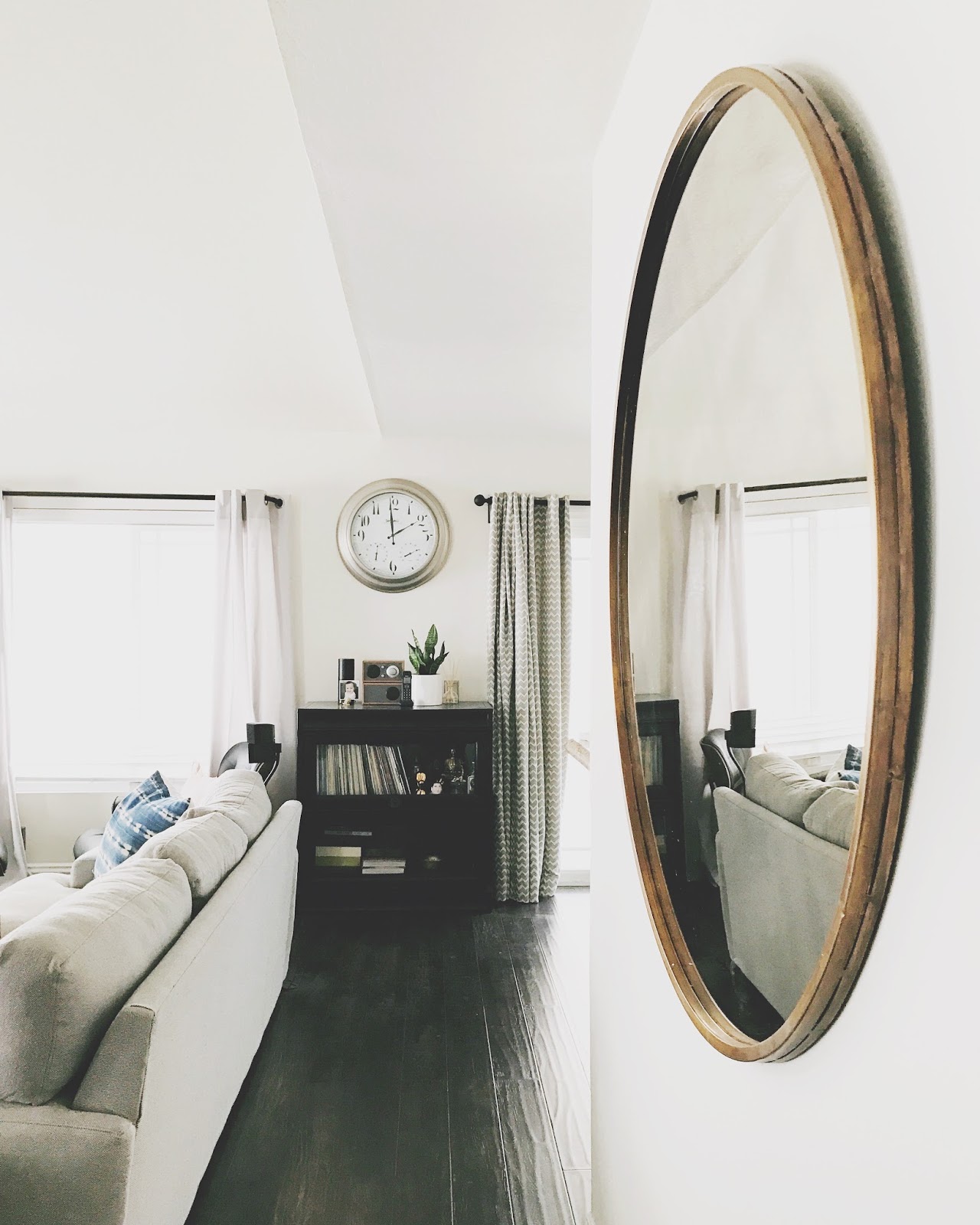 Decor / Living Room Mirror | jmaichang