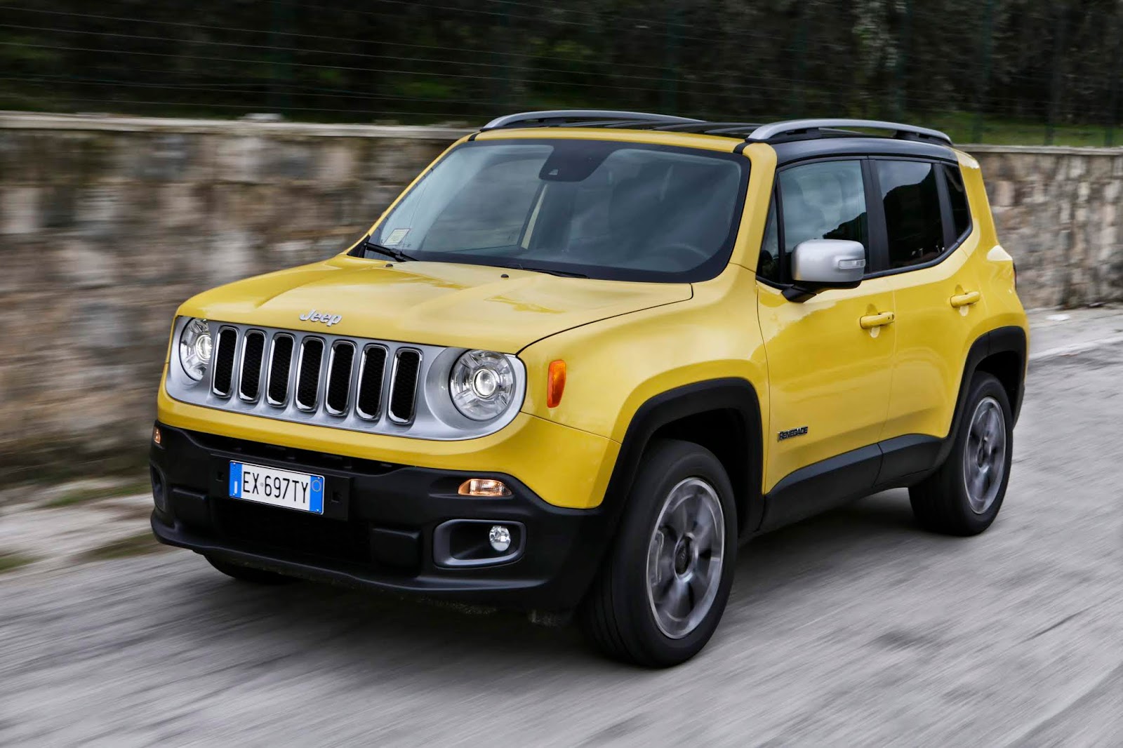 Monchster Chronicles Jeep Renegade Limited at Php300k Off