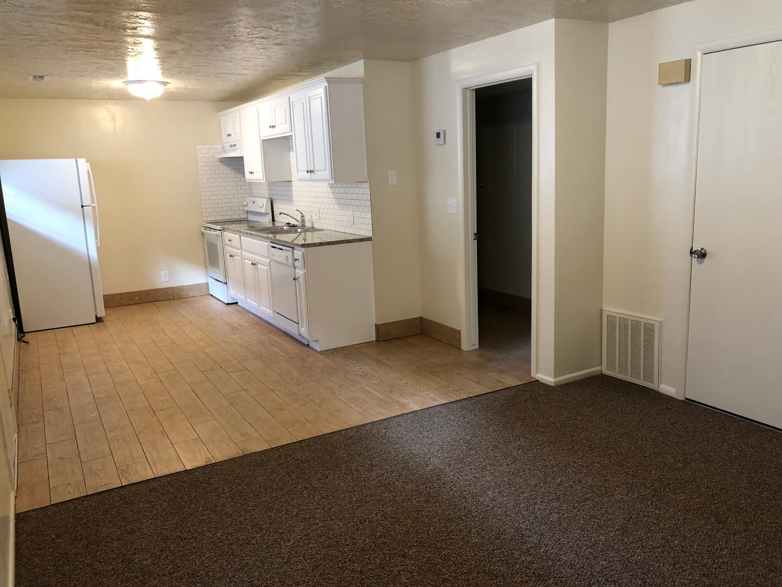 Villa Rose Apartments 2 BEDROOM APARTMENT TIER 3