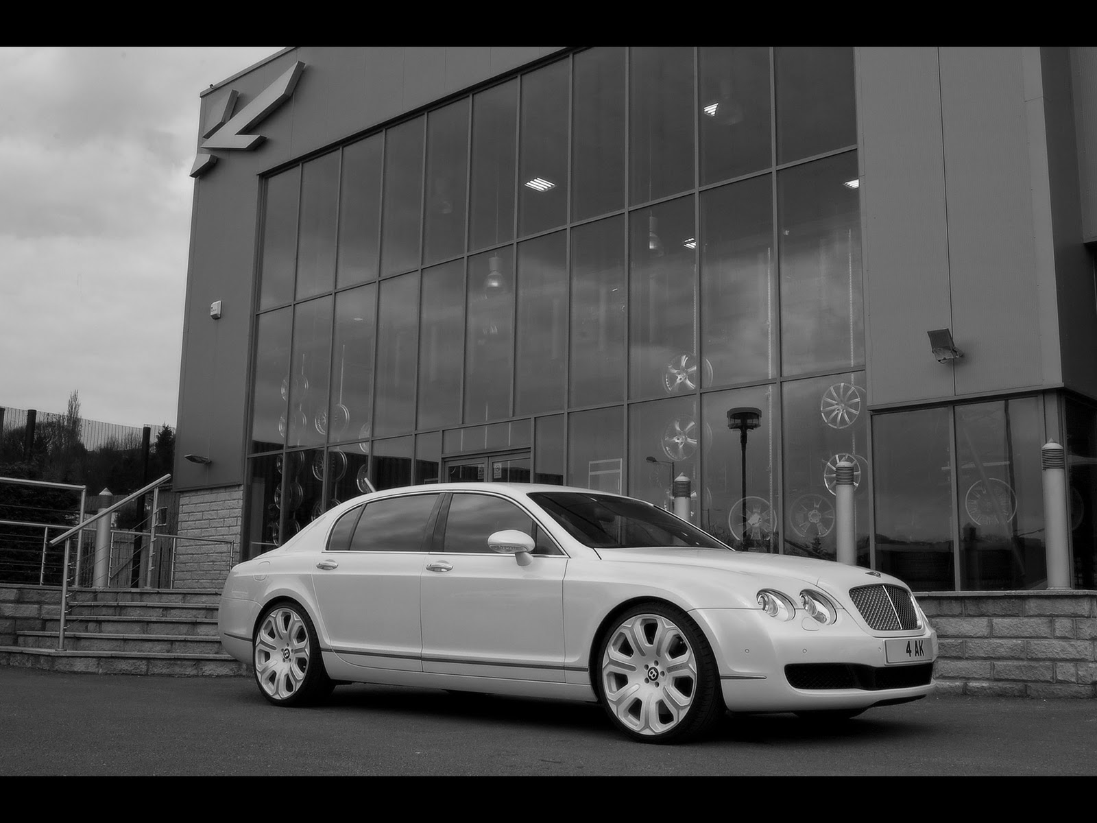 Bentley Continental Kahn