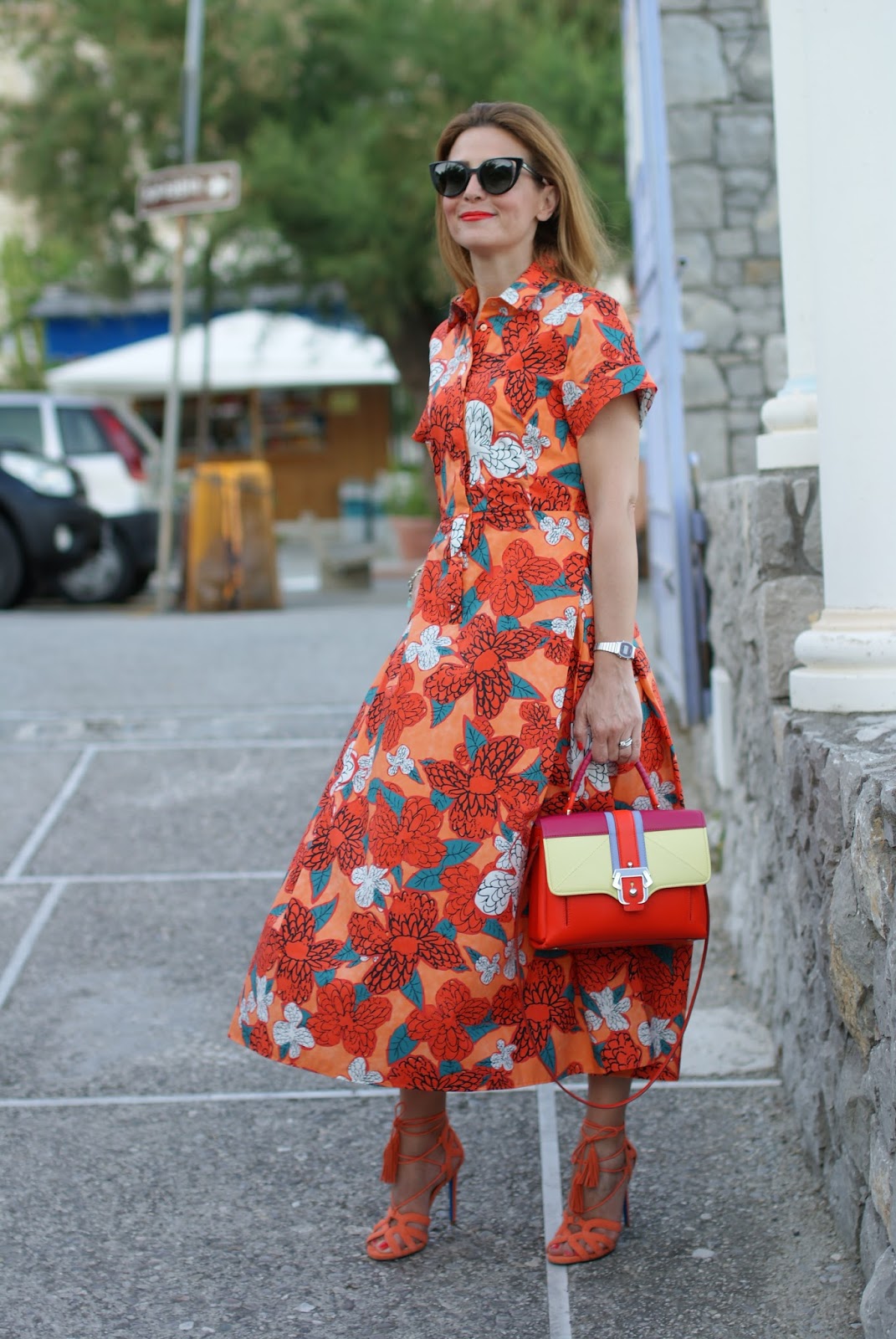 Ferragosto last minute with orange maxi dress and Paula Cademartori bag on Fashion and Cookies fashion blog, fashion blogger style