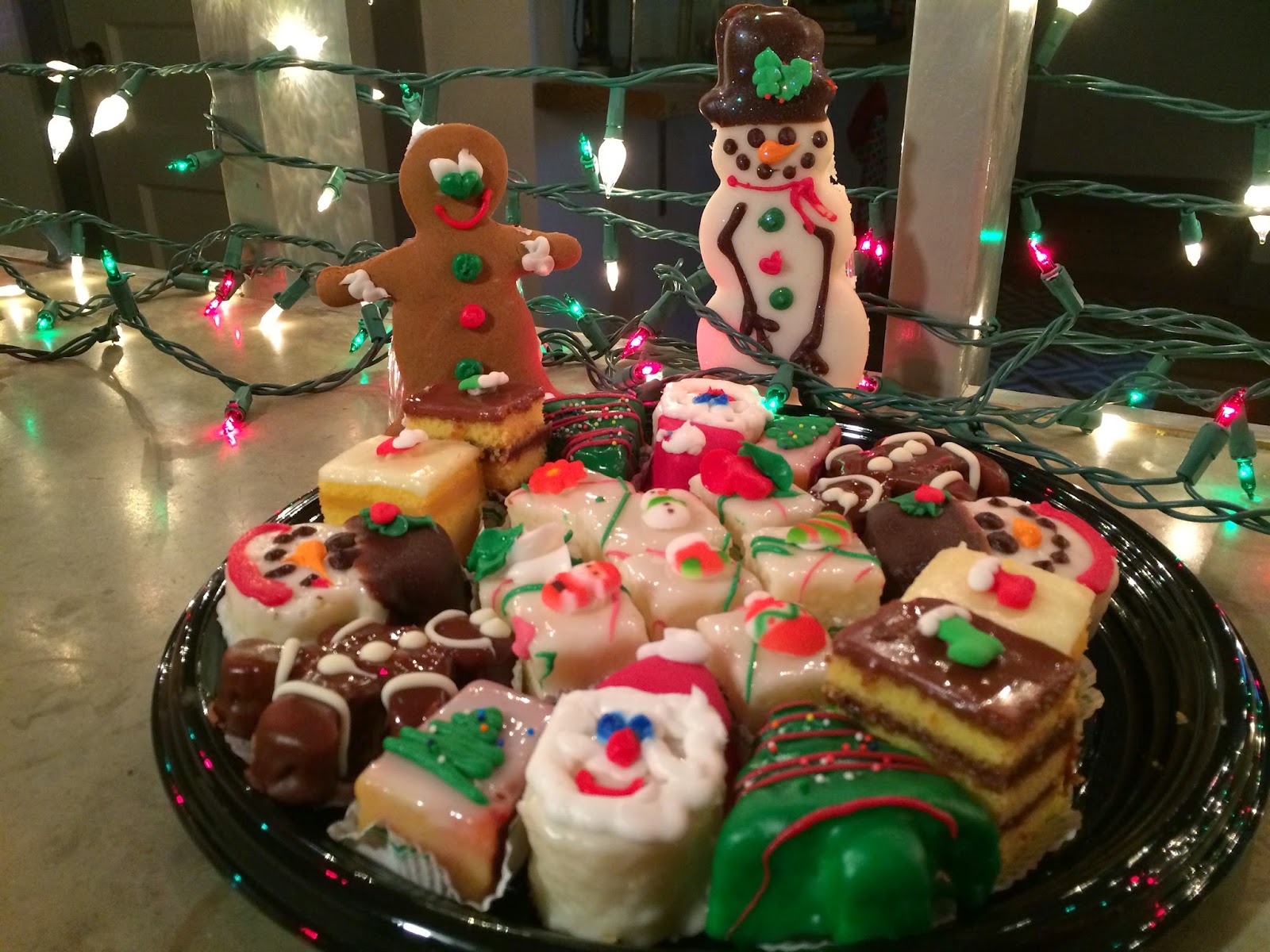 Bite and Booze Baton Rouge Holiday Sweets Guide A Cake Train Ride to Sugar Town