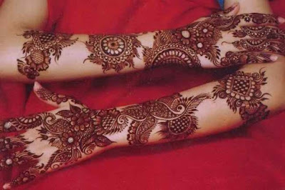 Lastest Mehandi designs for Bridal