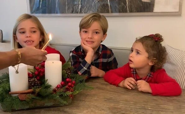 Princess Madeleine, Christopher O’Neill, Princess Leonore, Princess Adrienne and Prince Nicolas. Princess Adrienne wore a red sweater and shirt