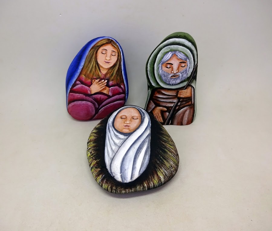 PIEDRAS PINTADAS CON BELEN