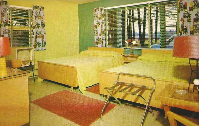 44 Cool Pics Show Bedroom Interior Of The 1950s And 60s