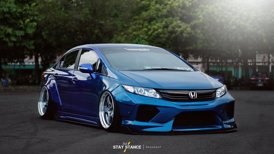 Foto Mobil Honda Civic Modifikasi - Pecinta Dunia Otomotif