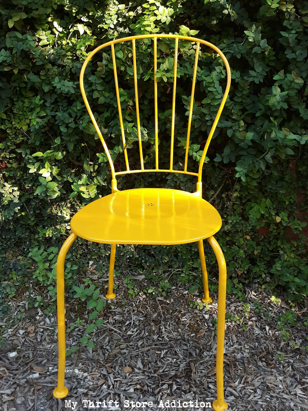 Beautiful bistro chair upcycle