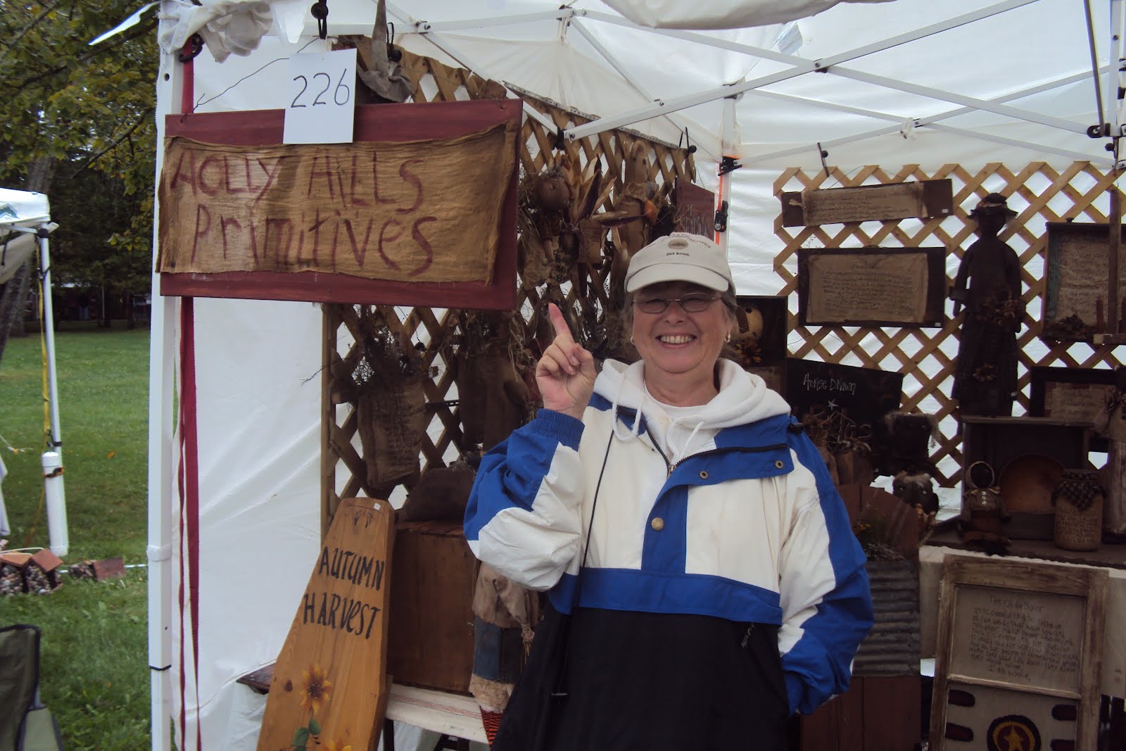 Holly Hills Primitives VICTORIAN ART FAIR...