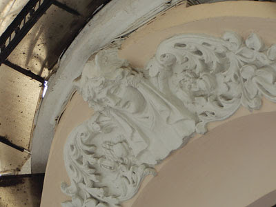 ΠΑΡΑΞΕΝΑ ΣΥΜΒΟΛΑ ΣΤΗ ΘΕΣΣΑΛΟΝΙΚΗ