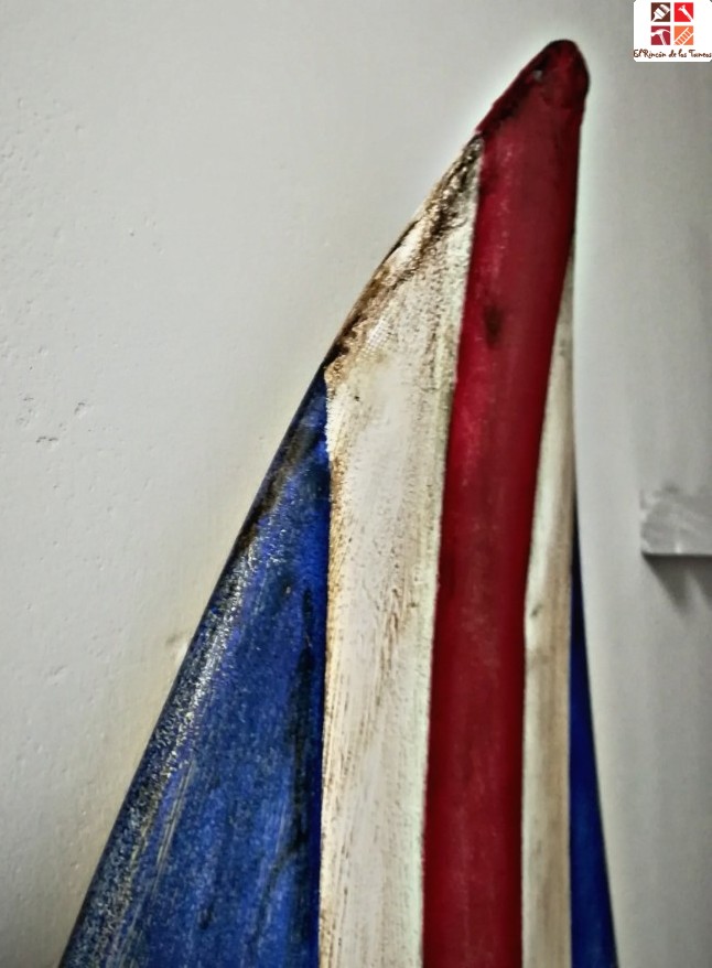 tabla de surf con la bandera inglesa