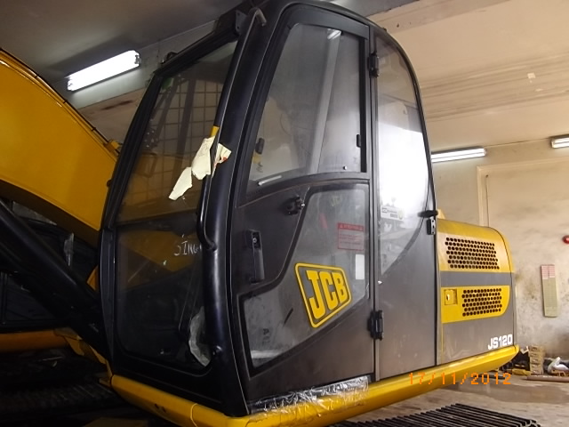 Aspal: JCB JS120 Excavator